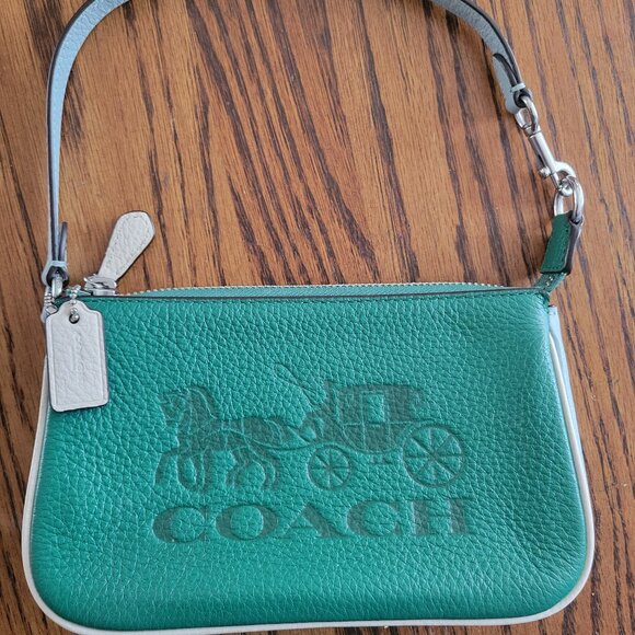Coach Nolita 19 colorblock with horse and carriage - MINT condition - Picture 1 of 8